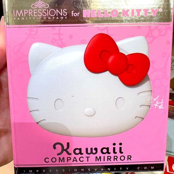 IMPRESSIONS VANITY COMPANY HELLO KITTY KAWAII COMPACT MIRROR - Picture 2 of 2
